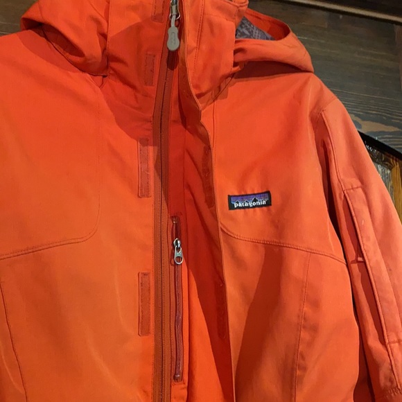 Patagonia Waterproof Insulated Ski Jacket - Picture 10 of 14